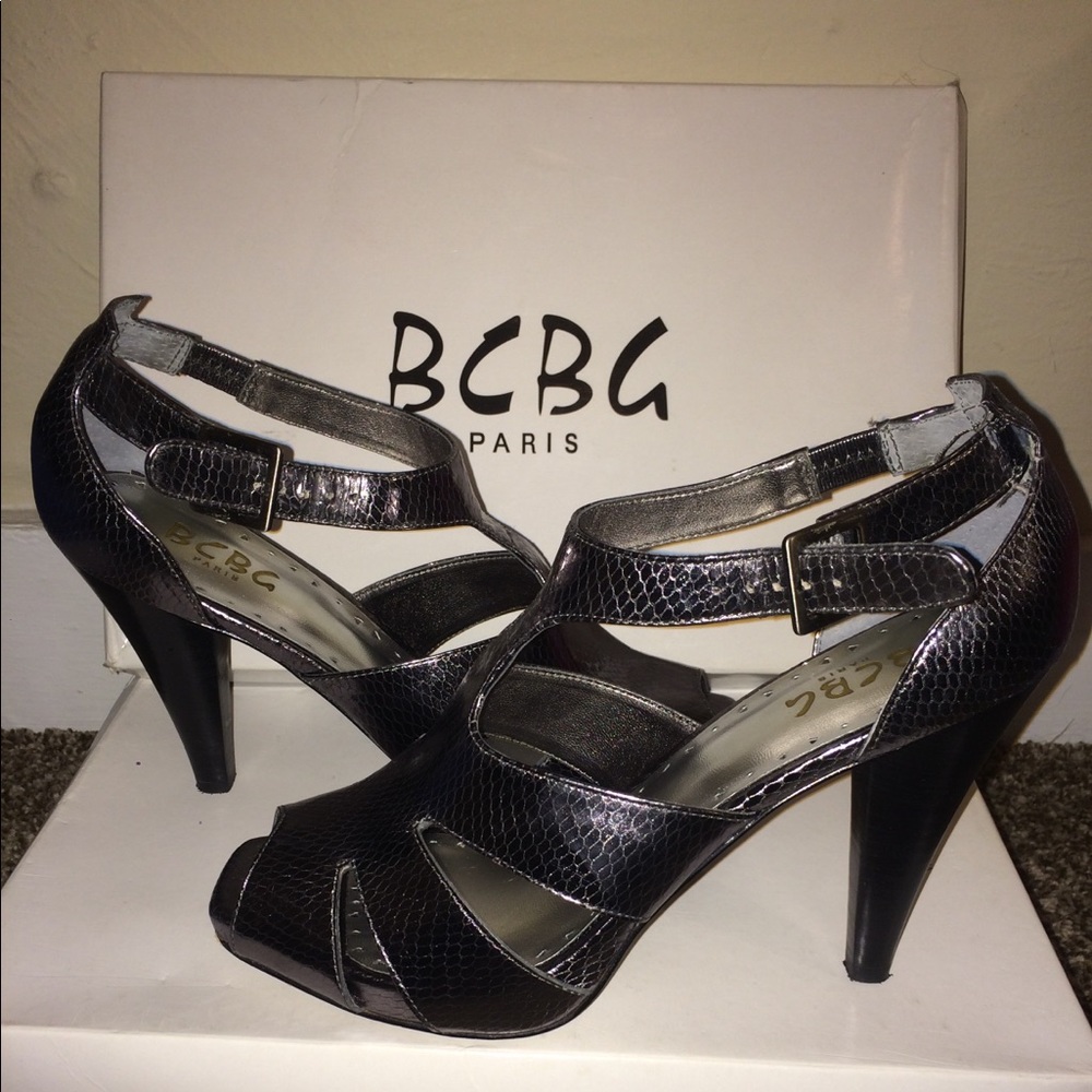 BCBG Paris heels
